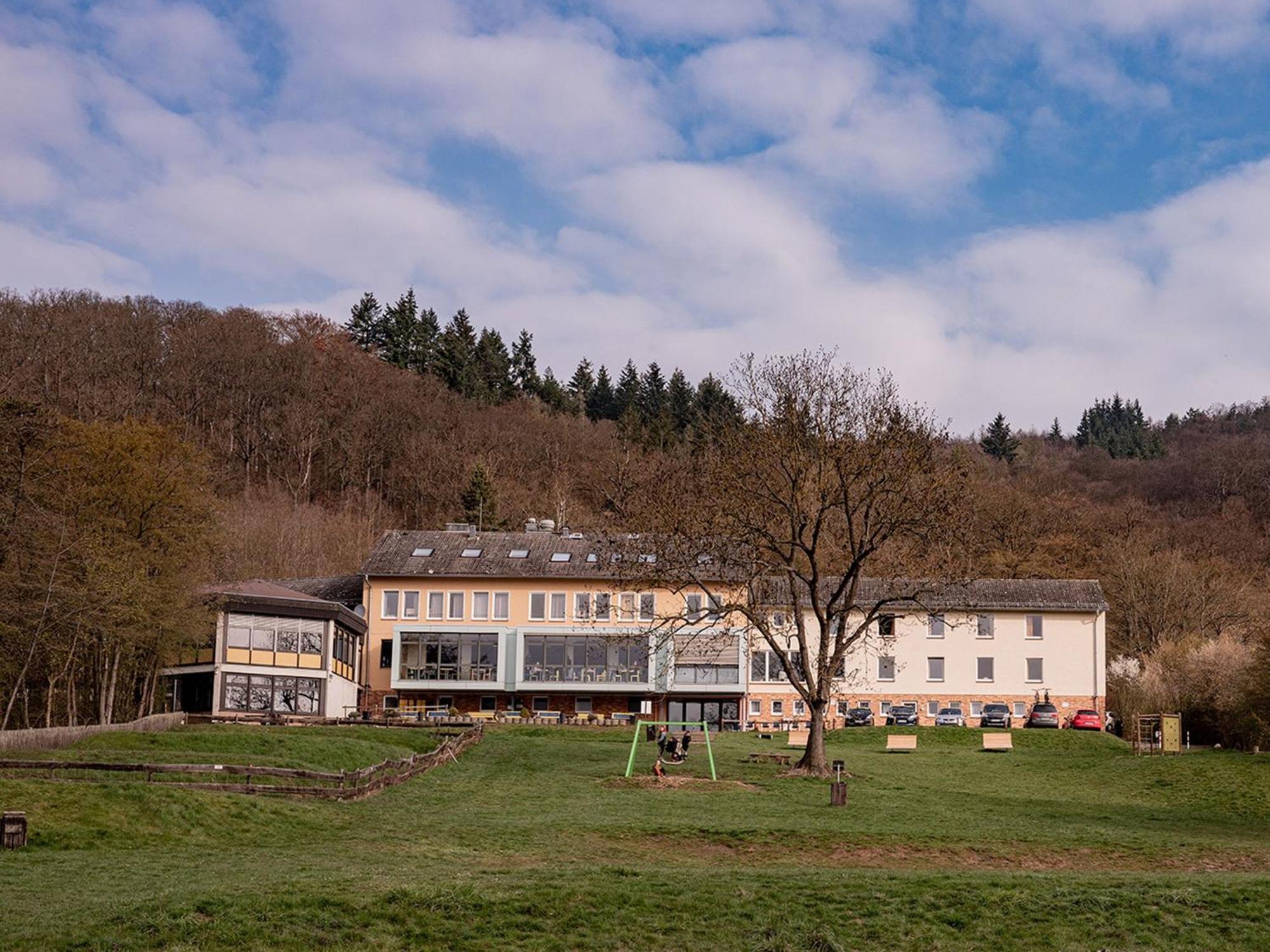 Jugendherberge Waldeck Am Edersee Bagian luar foto